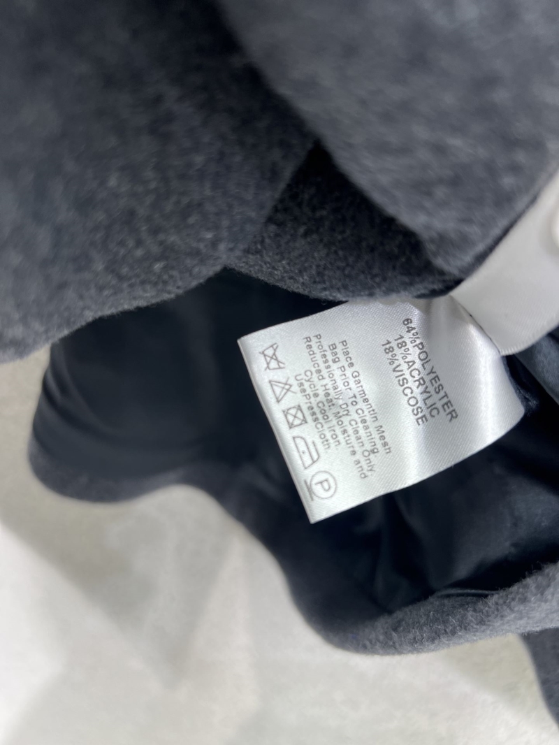 l0vis Vvtt0n outwear